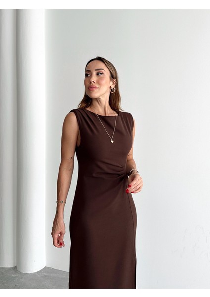 Kadın Bel Drapeli Yırtmaç Detay Vatkalı Kahve Elbise modelleri