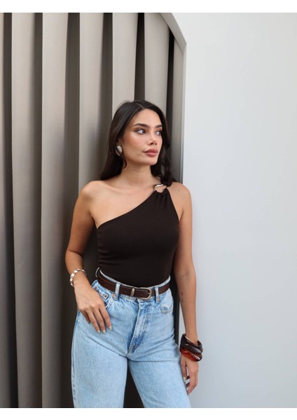 Tek Omuz Aksesuarlı Bluz fiyatları
