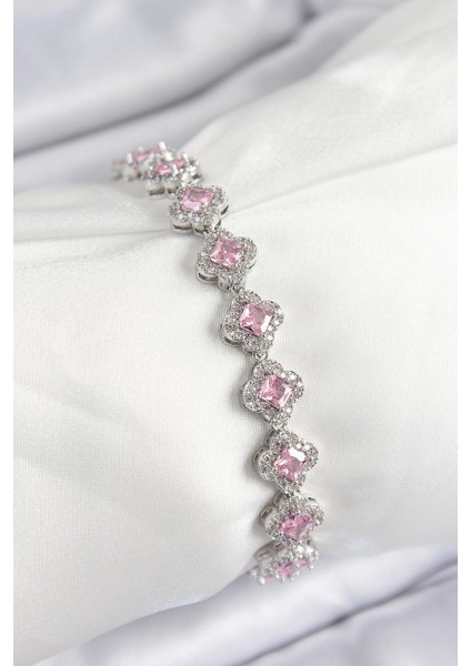 Bfs Pirinç Zirkon Taşlı Pembe Yonca Baget Model Gümüş Renk Vıp Seri Kadın Bileklik