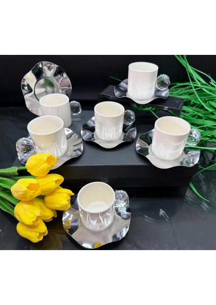 6 Kişilik 12 Parça Özel Tasarım Porselen ve Metal Cam Kıristal Kulplu Fincan Takımı fırsatları