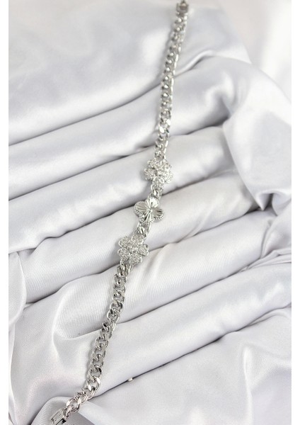 Bfs Pirinç Zirkon Taşlı Yonca Model Gümüş Renk Kadın Bileklik fiyatları