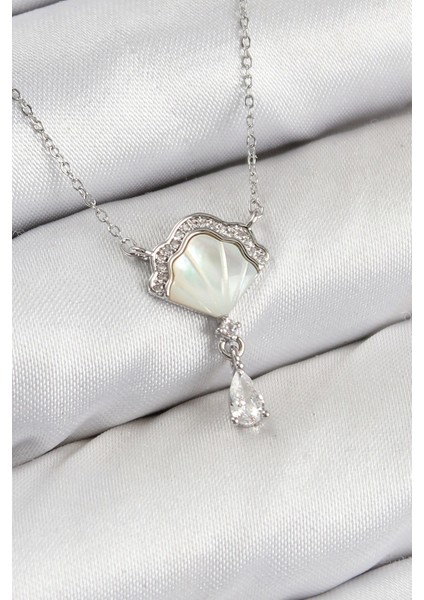 Bfs Pirinç Zirkon Taşlı Istiridye Model Gümüş Renk Kadın Kolye