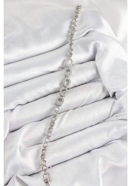 Bfs Pirinç Zirkon Taşlı Oval Model Gümüş Renk Kadın Bileklik fiyatları