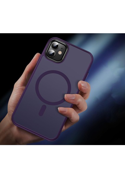 Iphone 11 Uyumlu Köşeli (12 Görünümlü) Kamera Çıkıntılı Kenarı Renkli Hassas Butonlu Magsafe Kılıf modelleri