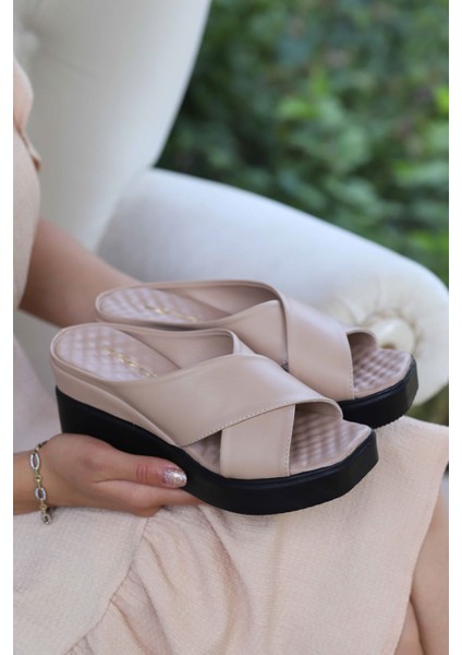 Pampy Dolgu Taban Çapraz Terlik