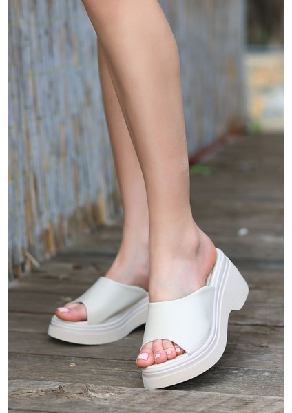 Jerry Dolgu Tabanlı Günlük Terlik modelleri