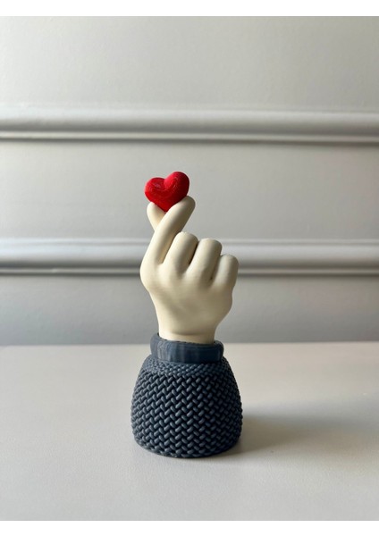 Korean Heart Biblo, Kalp Tutan El Sevimli Hediyelik, 14 cm