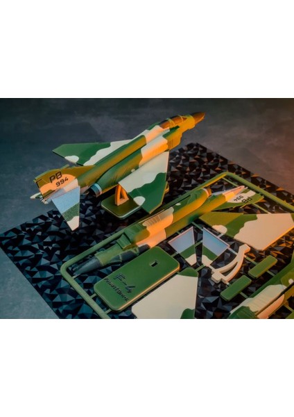 F-4 Uçak Kit Kart Yapboz fiyatları
