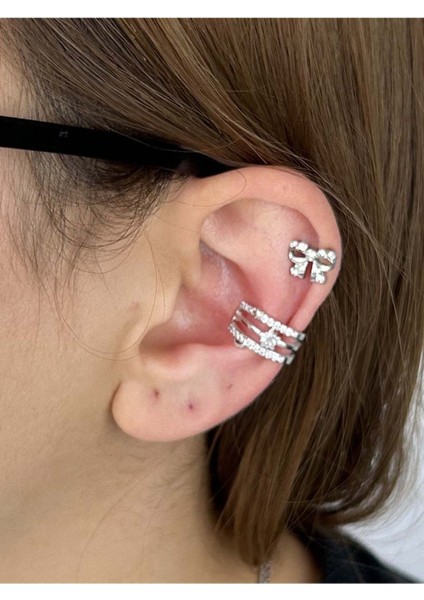 Zirkon Taşlı, Yıldızlı, Kulak Kıkırdak Bölgesi Küpe 474, Gümüş Renk