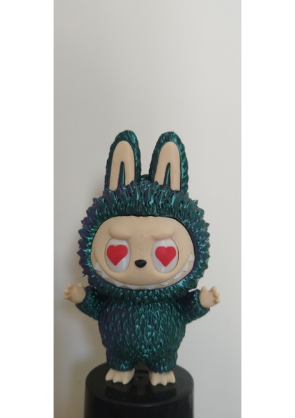 Labubu Hareketli Gözler | Büyük Boy (15 Cm) | 3 Renk Aynı Anda (Yeşil-Mor-Bakır) | 3D Baskı | Pla Hammadde