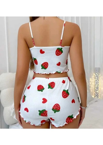 Kadın Çilek Desenli Şortlu Pijama Takımı fiyatları