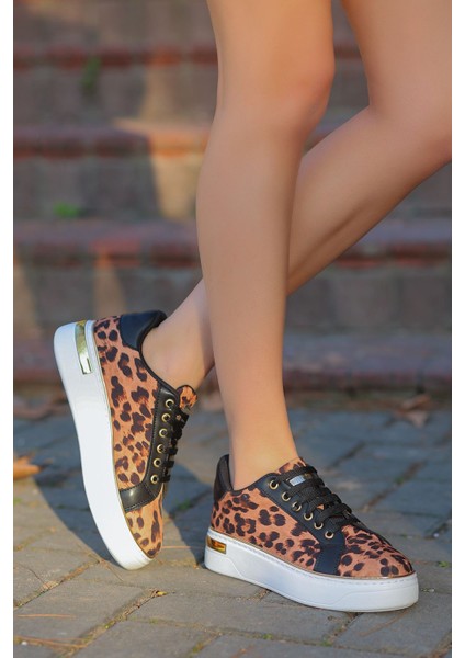 Lukka Düz Taban Bağlı Spor fiyatları