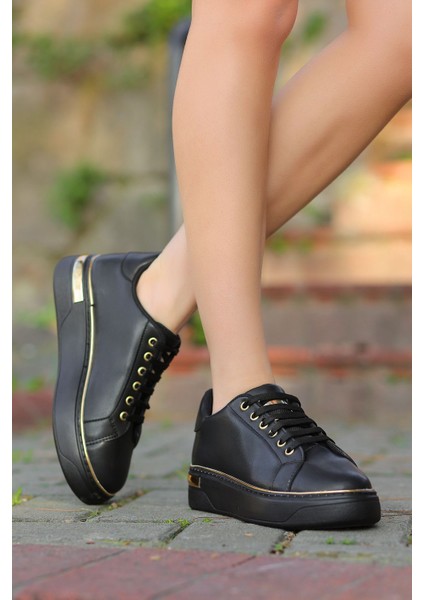 Lukka Düz Taban Bağlı Spor