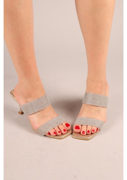 Herne Simli Çift Bant Topuklu Terlik Gold modelleri