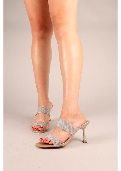 Herne Simli Çift Bant Topuklu Terlik Gold indirimleri