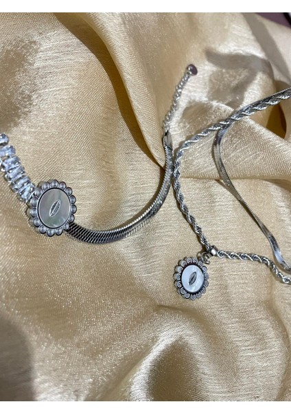 Gümüş Renkli Taşlı Sembollü Bileklik ve Ikili Kolye Set fiyatları