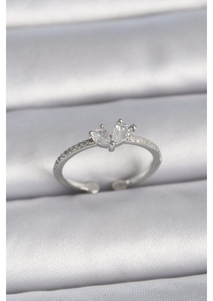 Bfs Pirinç Gümüş Renk Ayaralanabilir Zirkon Taşlı Kalp Model Kadın Yüzük