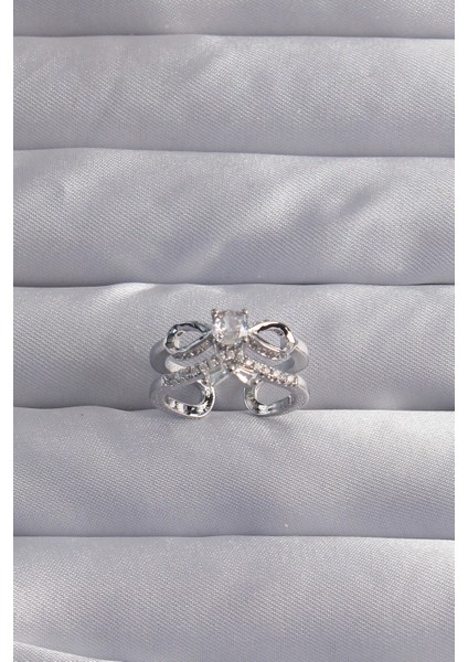 Bfs Pirinç Ayarlamalı Gümüş Renk Zirkon Taşlı 2li Görünüm Fiyonk Yüzük