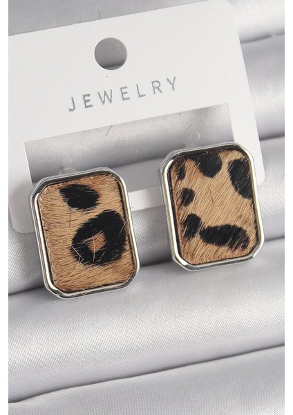 Bfs Pirinç Gümüş Renk Leopar Desenli Kare Model Kadın Küpe