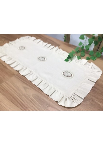 Fırfırlı & Dantelli Runner- 45X 90 cm