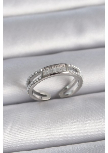 Bfs Pirinç Gümüş Renk Ayarlanabilir Sıralı Incili Zirkon Taşlı Kadın Yüzük