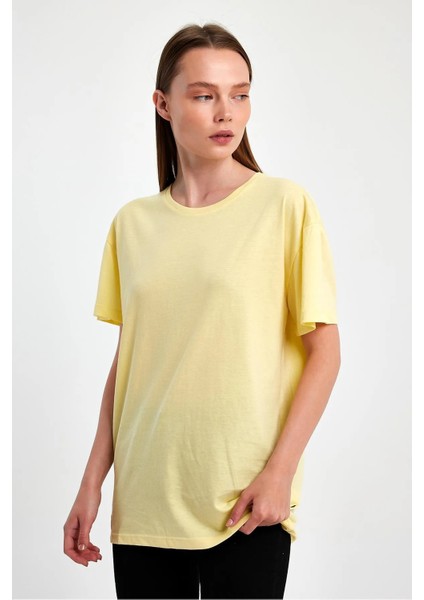 Kadın Oversize T-Shirt indirimleri