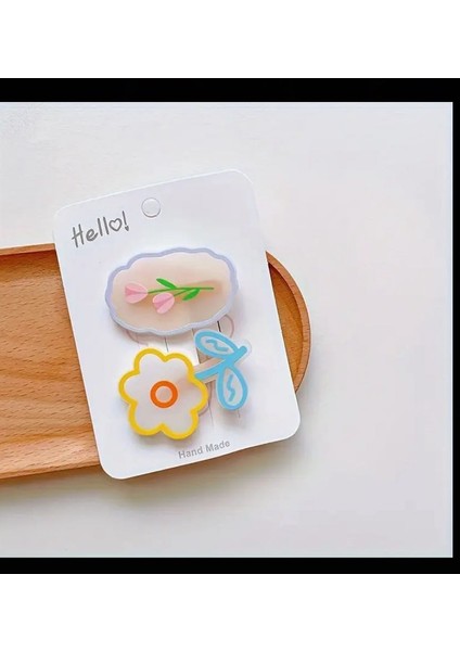 Çiçek ve Yaprak Tasarımlı Sevimli Saç Tokası – Bebek, Çocuk ve Yetişkin Kullanımına Uygun