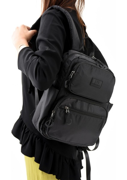 Ultra Hafif Şik ve Su Geçirmez Orta Boy Sırt Çantası Siyah Model: (571-13-9D)