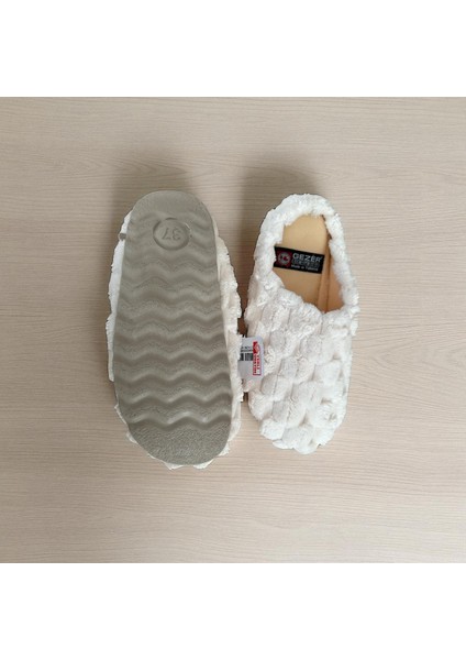 Gzr Kışlık Gondol Kadın Ev Terliği Desenli Rahat Yumuşak Esnek Terlik modelleri