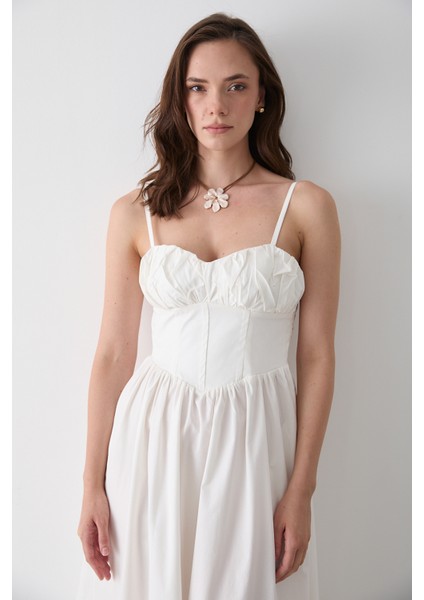 Beyaz Bel Detaylı Poplin Elbise indirimleri