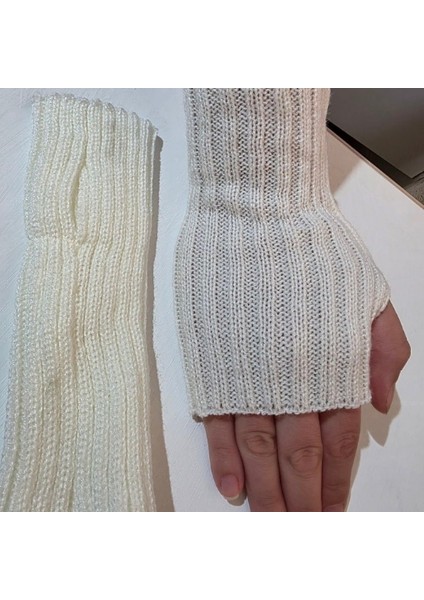 Kadın Örgü Şeritli Eldiven – Casual Dikişsiz Tasarım, Sıcak Tutan Akrilik Malzeme, Rahat Kol Tutucu, Outdoor ve Günlük Kullanıma Uygun Şık Kışlık Aksesuar fiyatları