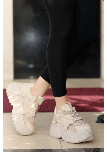 Anna Kalın Tabanlı Anorak Spor