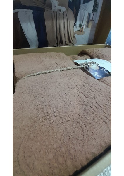 Bellisima Çift Kişilik Yatak Örtüsü Commoncer Kahve fırsatları