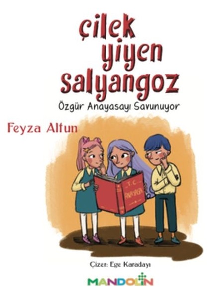 Çilek Yiyen Salyangoz