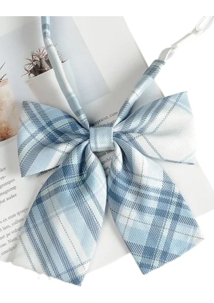 Maviş Kadın Papyon