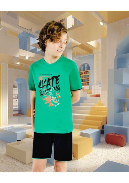 Markası 500 Erkek Çocuk Baskılı Pijama Takımı