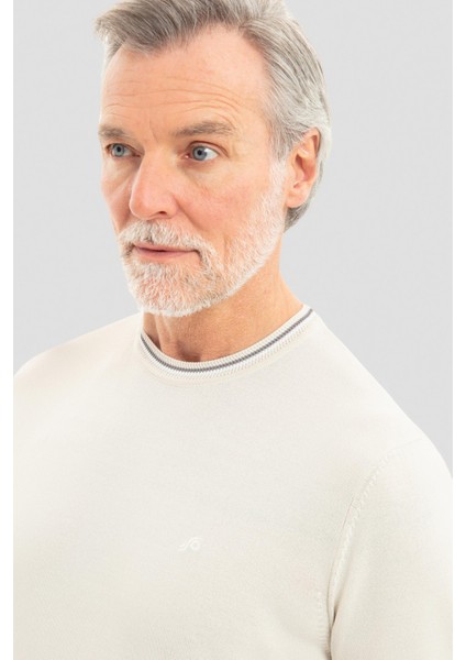 Bej Bisiklet Yaka T-Shirt fırsatları