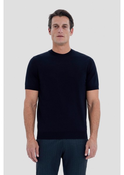 Siyah Bisiklet Yaka T-Shirt