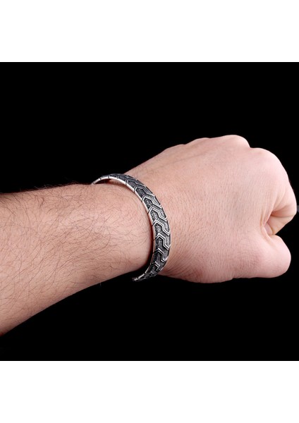 925 Ayar Gümüş Desen Motifli Erkek Kelepçe Bileklik fiyatları