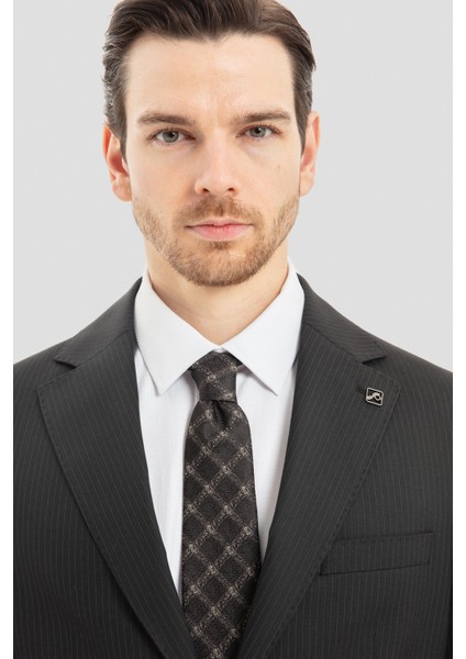 Mono Yaka Yün Karışımlı Takım Elbise Siyah fırsatları