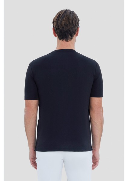 T-Shirt V Yaka Siyah modelleri