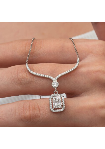 Baget Taşlı Gerdanlık 925 Ayar Gümüş Kadın Kolye