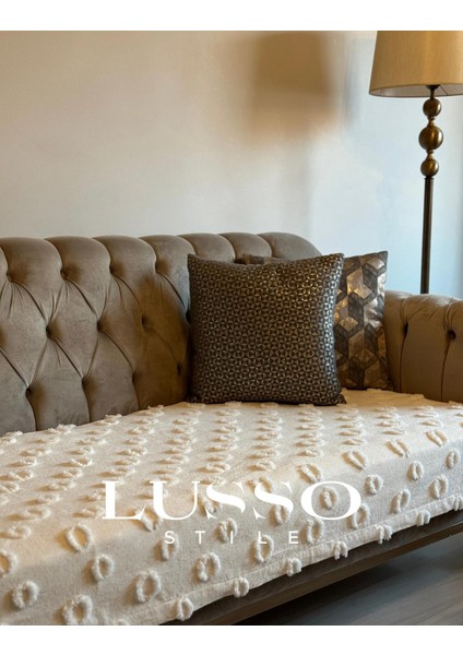 Lüx Saçaklı Ponpon Ekru Koltuk Örtüsü 100x240 Oturma Kısmı