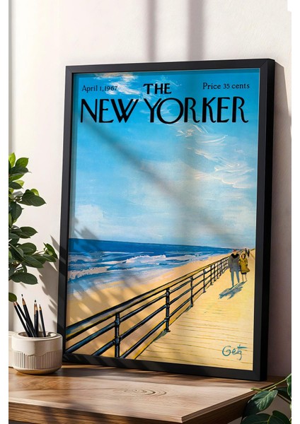 The New Yorker Çerçeveli Tablo April 1 1967 - Tahta Sahil Yolunda Yürüyüşe Çıkan Çift