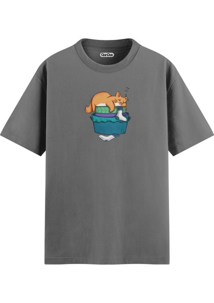 Cute Cat - Regular T-Shirt