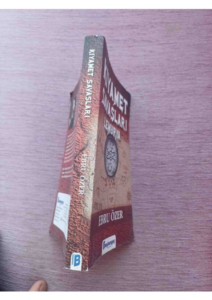 Kıyamet Savasları Lemurya Ebru Ozer 2018 Basim 264 Sayfa Son 15 Sayfanin Kosesinde Kivrilma Var Kucuk Deforme Haric Cok Iyi Durumdadır Fotoğrafda Gözükmektedir fiyatları