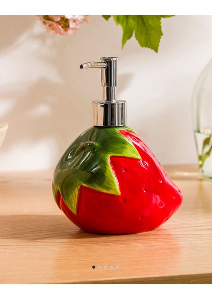 Çilek Figürlü Seramik Sıvı Sabunluk