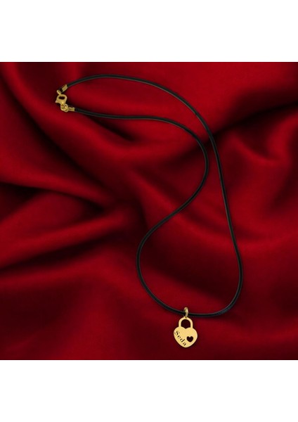 Altın Plakalı 14 Ayar Seda Ismine Özel Siyah Bağlıklı Kalp Motifli Hediyelik KOLYE-632ISIM fiyatları