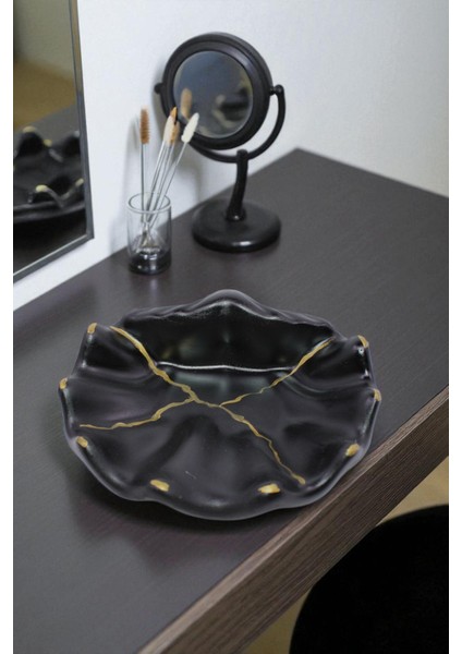 Siyah Gold Çizgi Detaylı Dekoratif Büyük Istiridye Takı Tabağı, Aksesuarlık, Organizer, Mumluk, %100 Taş Tozu 16X16CM (Vernikli)