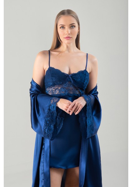 Kadın Lüks Saten Güpür Dantel Detaylı Çeyizlik Gecelik Sabahlık Takımı